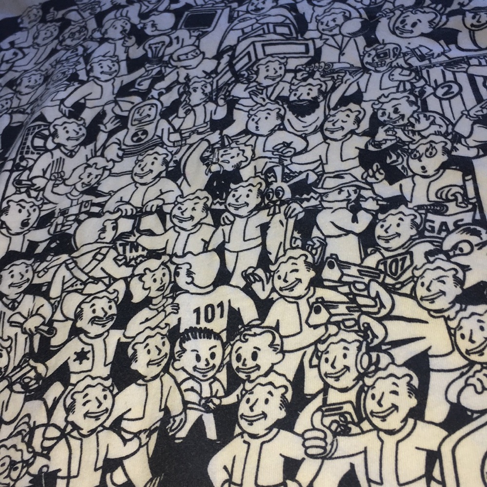 Fallout tee - Picture 2 of 2
